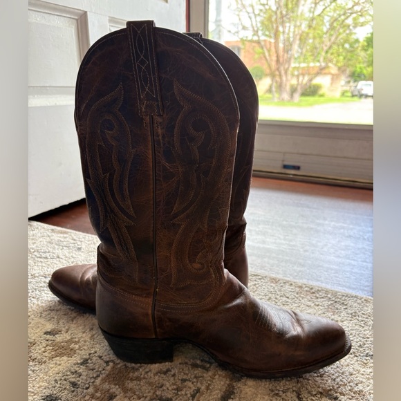 Ariat Brown Leather Cowboy Boots - Picture 7 of 11